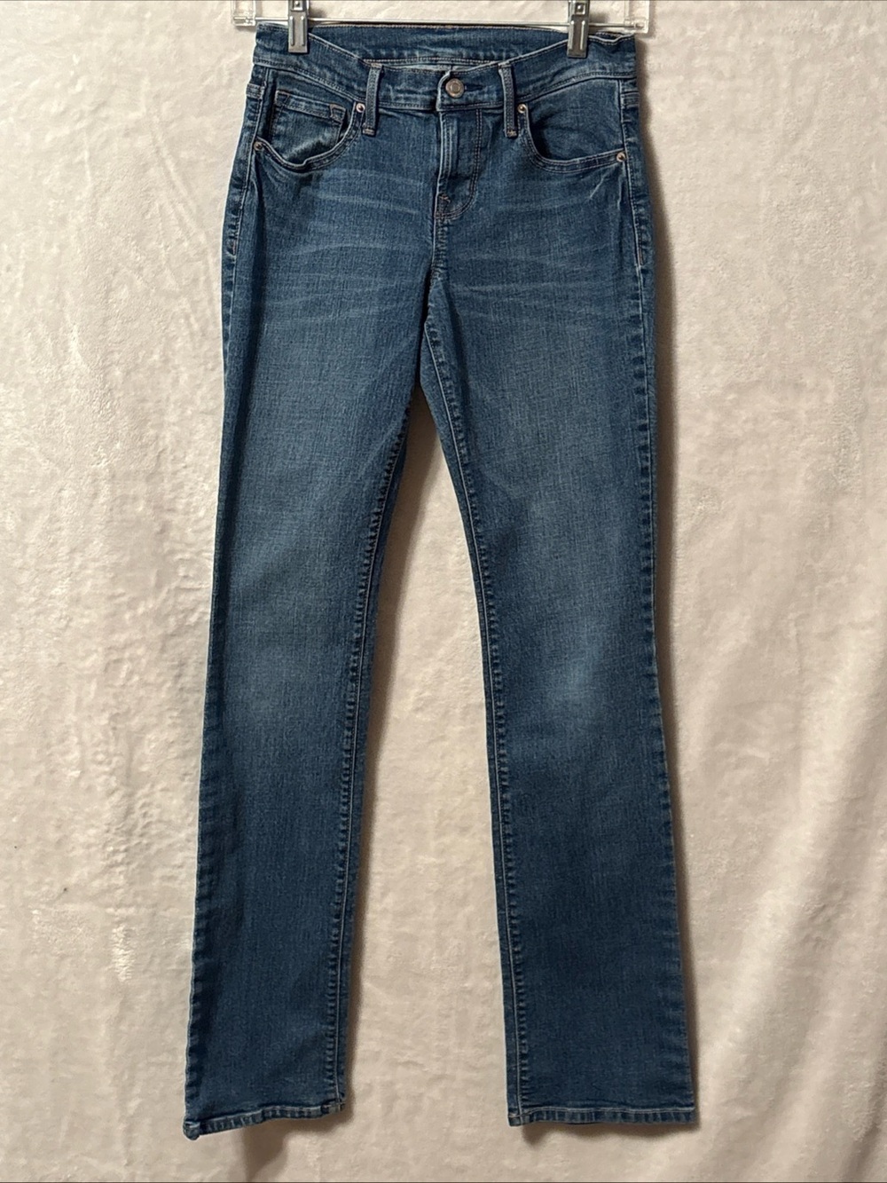 Old Navy Women's Straight Leg Jeans in Blue Wash